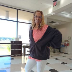 Meet your Posher, Angela